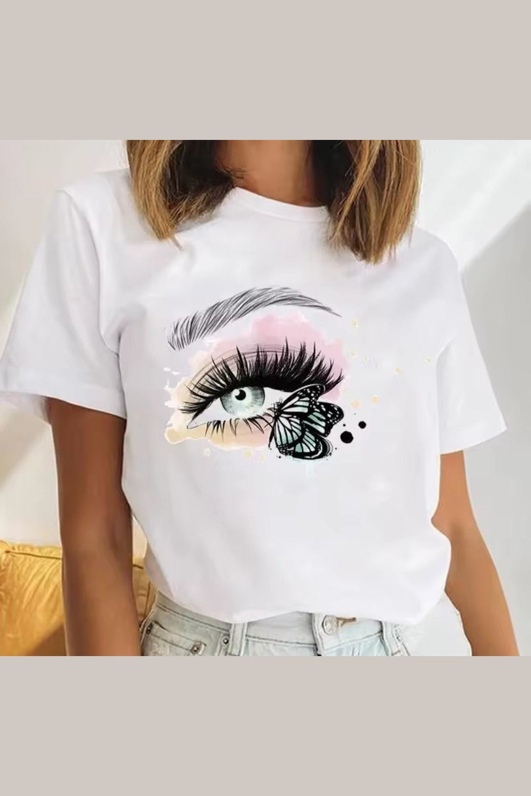 Eyelash Crown Graphic Print T-Shirt - GLITCH - BELLE