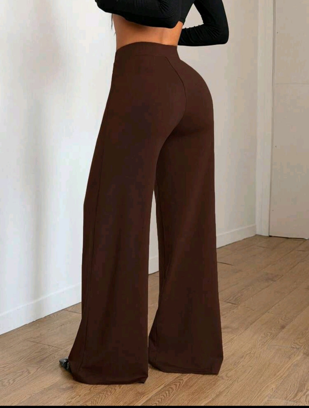 Women's High-Waist Wide Leg Pants – Elastic Waist, Real Pockets, Quiet Luxury