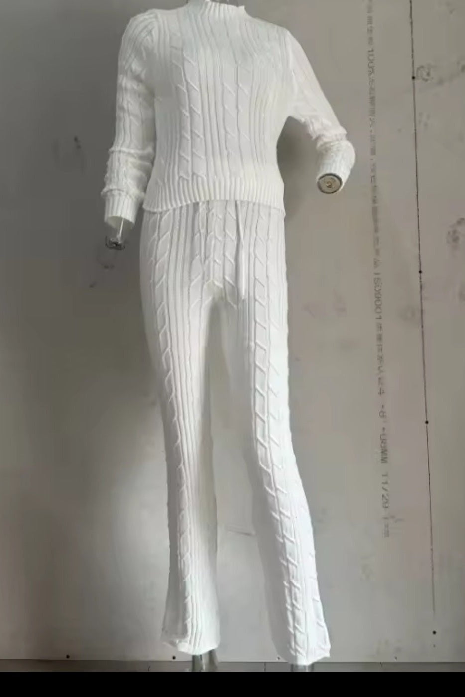 Knitted Women's Slim Long Slee Sweater 2-Piece Set –ve Crop Top & Pants Suit - GLITCH-BELLE