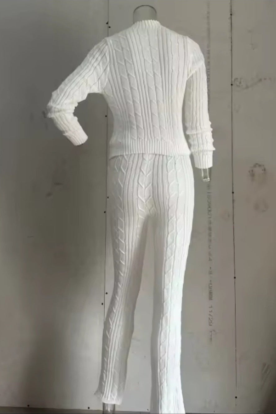 Knitted Women's Slim Long Slee Sweater 2-Piece Set –ve Crop Top & Pants Suit - GLITCH-BELLE